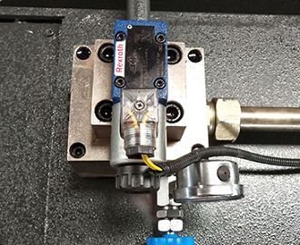 product-1-1 hydraulic shearing machine valve.jpg
